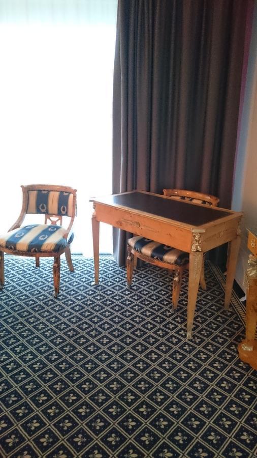 Hotel Fleur De Lys Bailleul  Εξωτερικό φωτογραφία