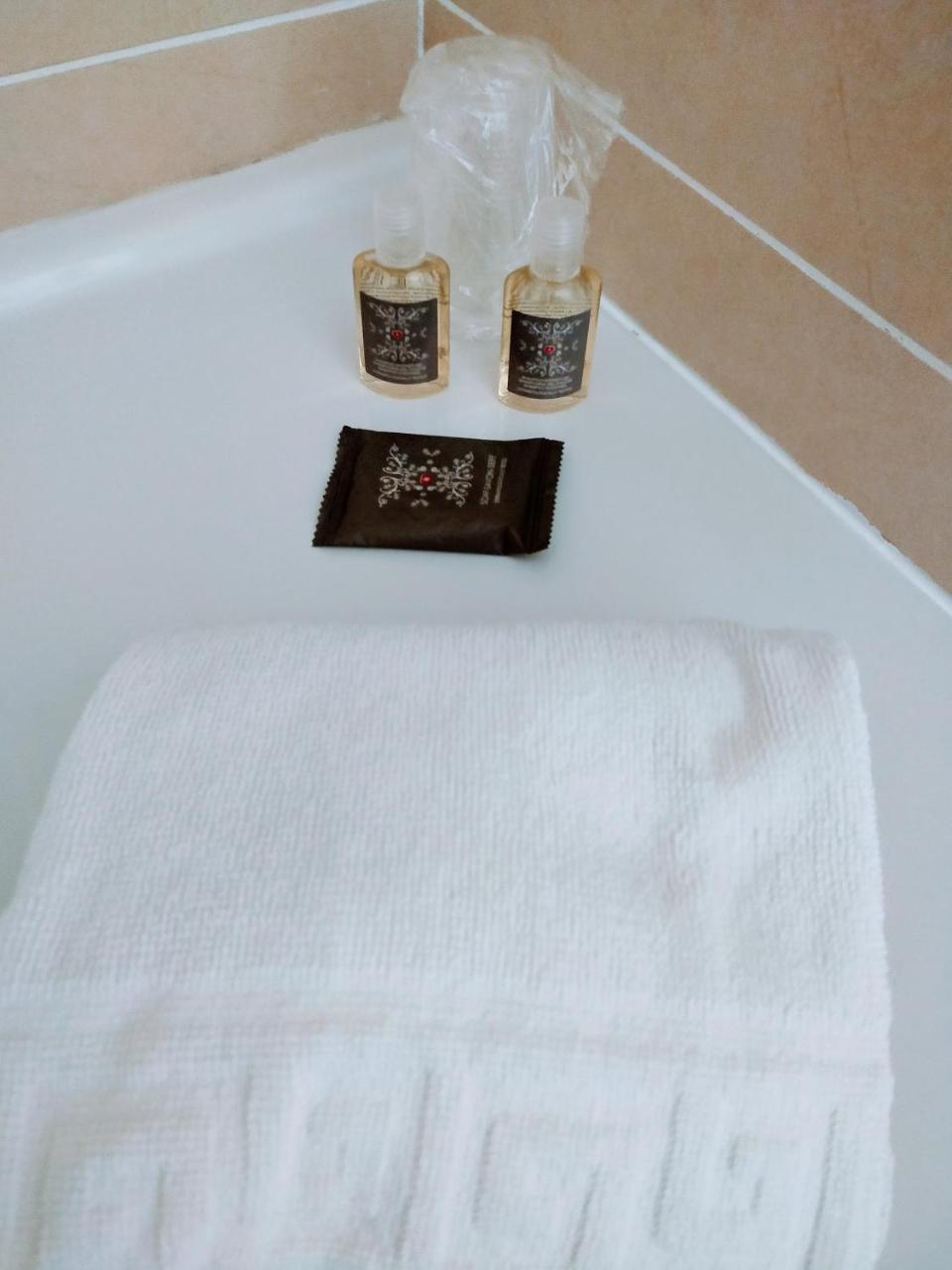 Hotel Fleur De Lys Bailleul  Εξωτερικό φωτογραφία